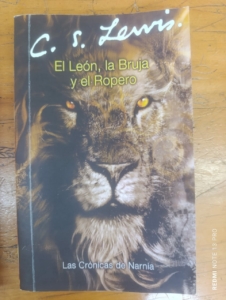 Las crónicas de Narnia-El león, la Bruja y el Romero
